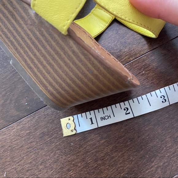 Old Navy wedge sandals - Picture 4 of 4